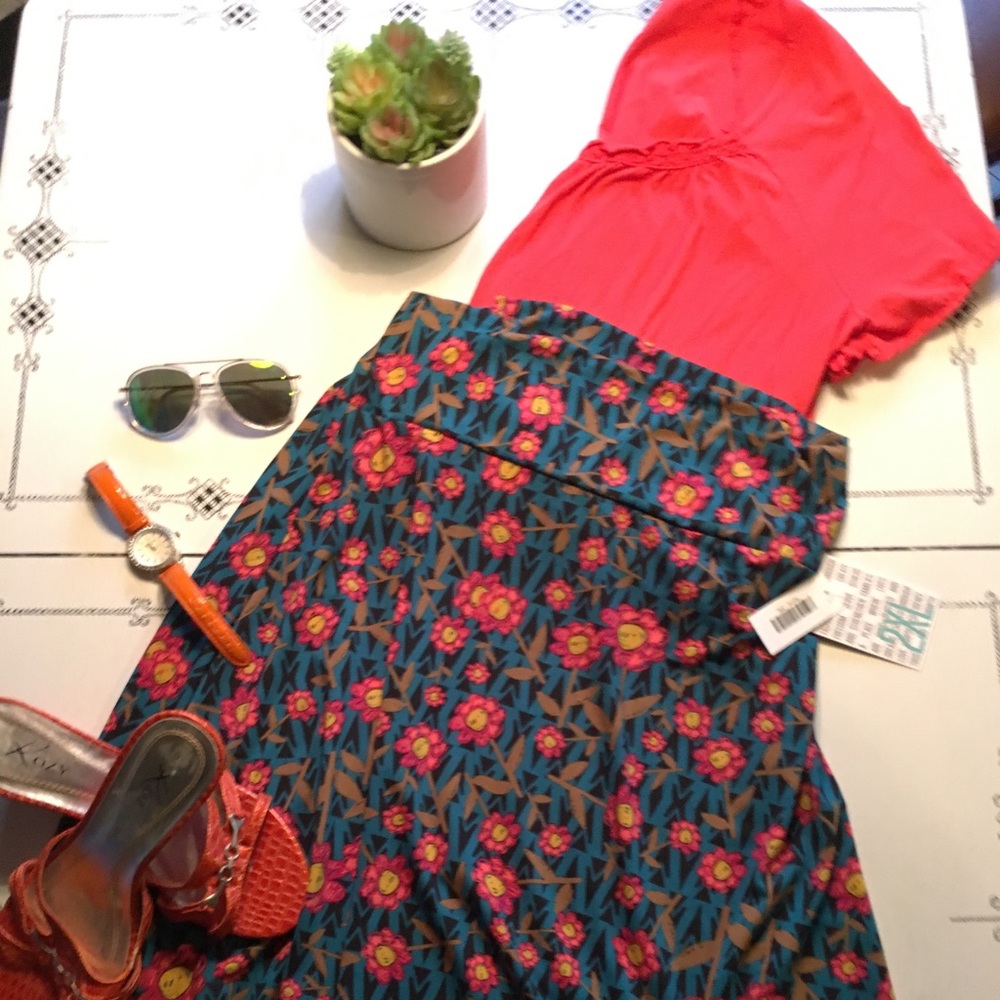 LuLaRoe Azure Skirt